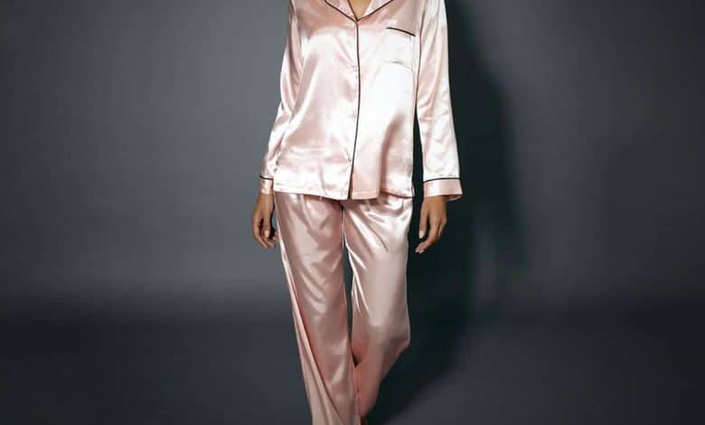 Best silk pajamas for her (women)