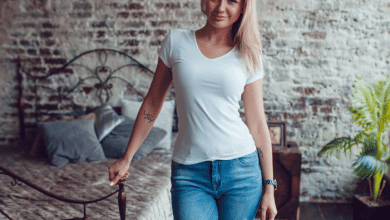 Best Jeans For Hourglass Figure